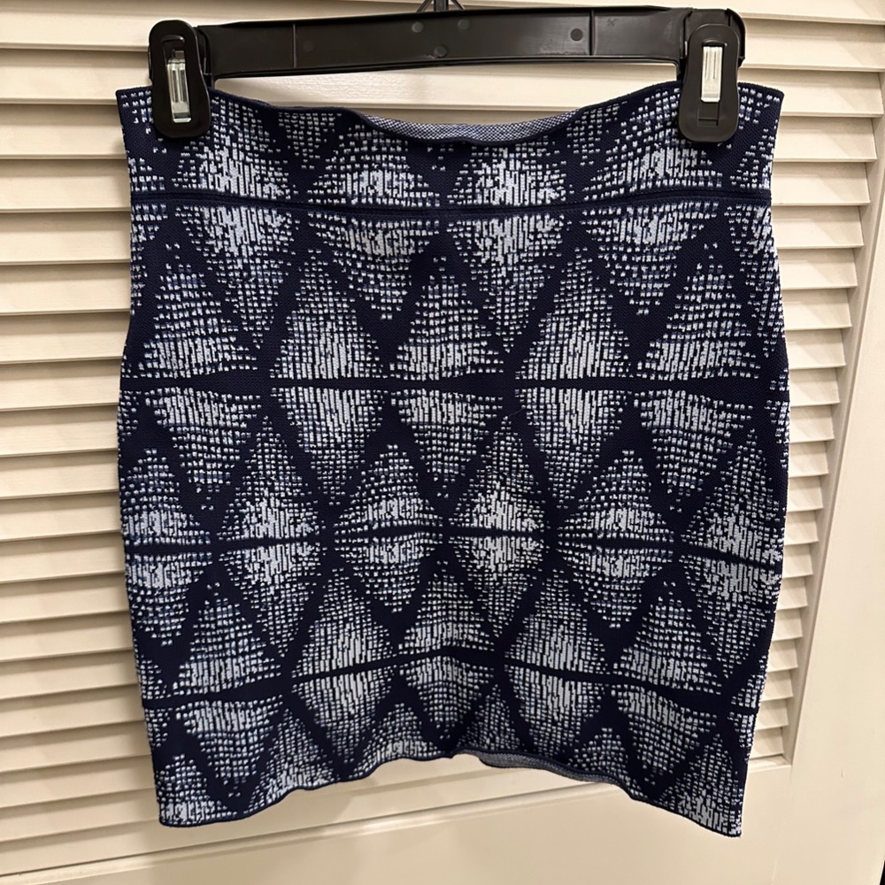 Blue BCBG MaxAzria Bandage Skirt with Pattern